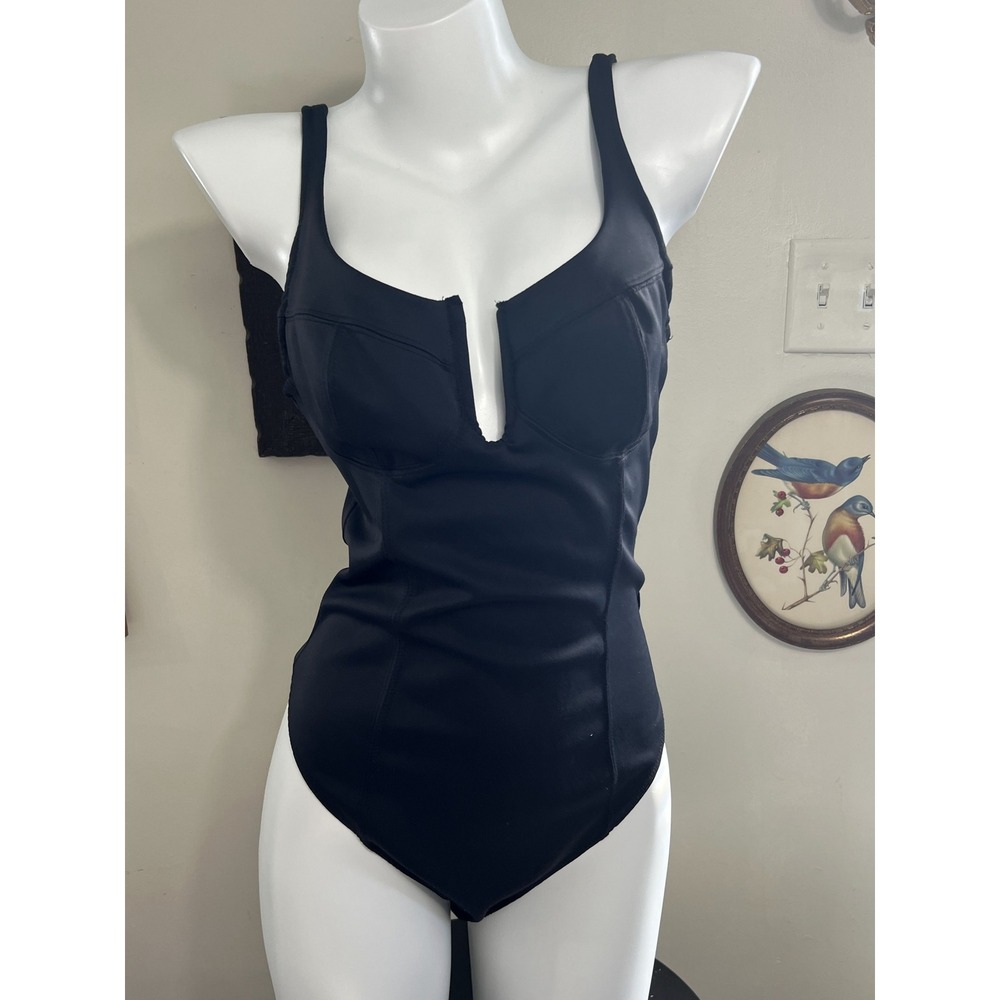 Good American Black One-Piece Swimsuit Notch Neck V-Wire Size 4